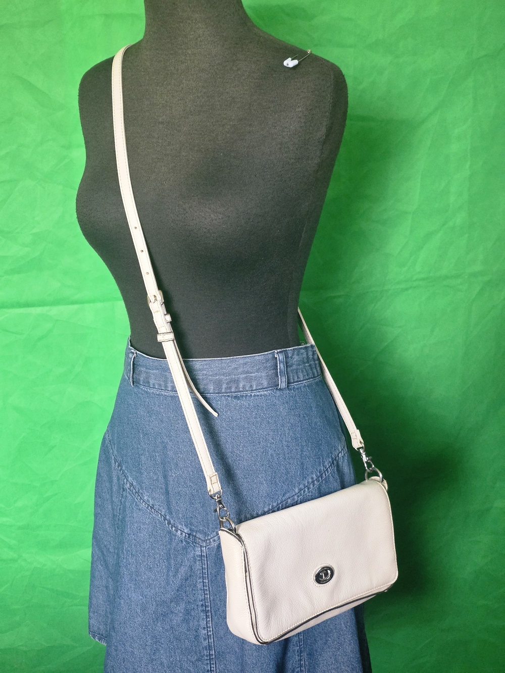 Tignanello White Leather Crossbody Bag Adjustable Strap Minimalist Purse